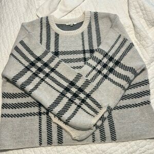 Adorable semi cropped sweater